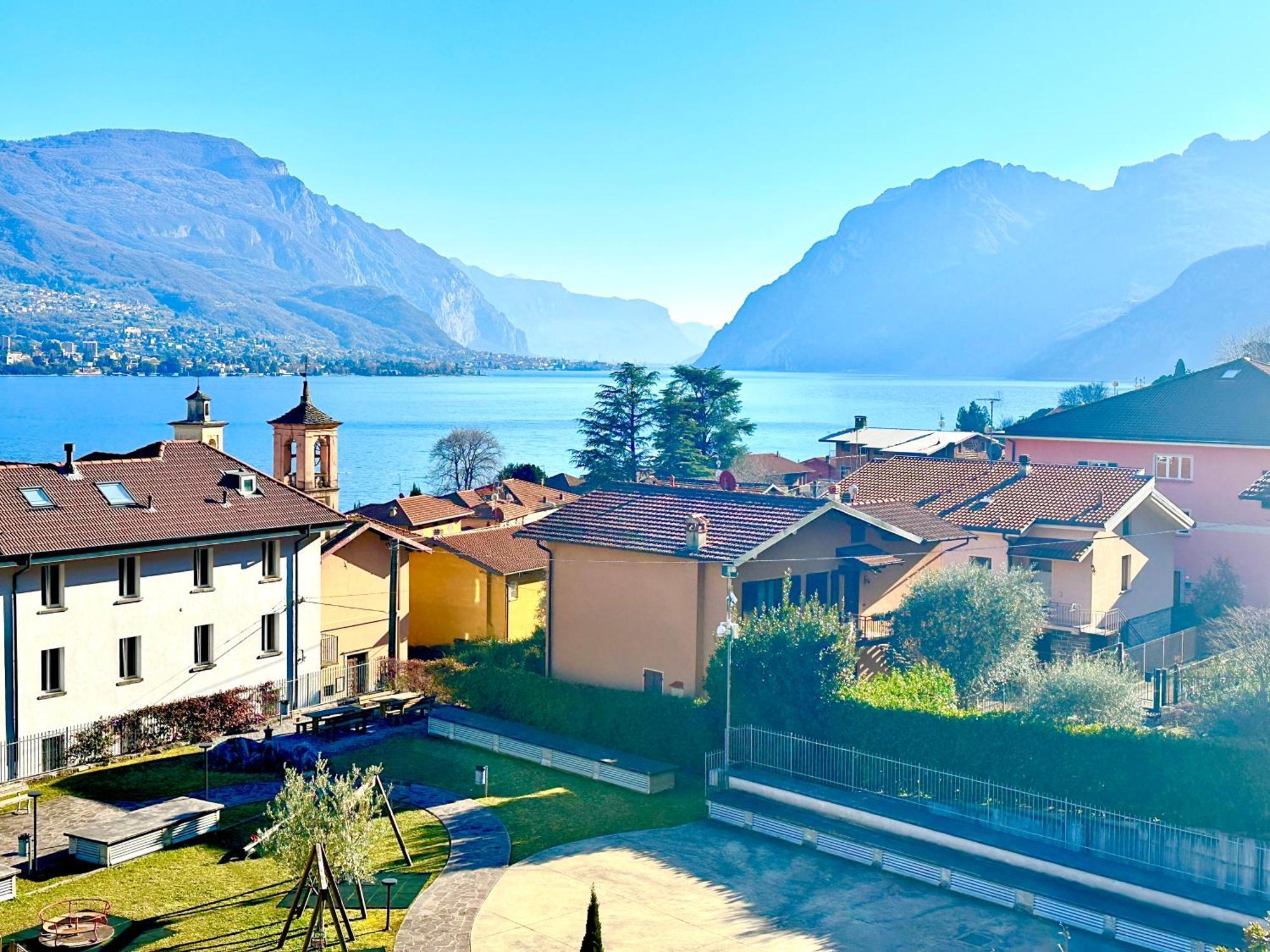 Lake View Apartment - Parking Included Oliveto Lario Kültér fotó